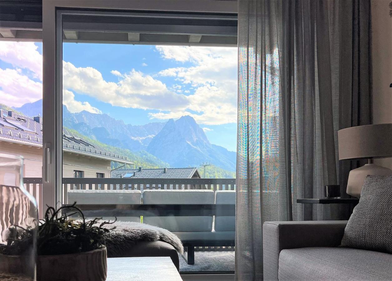 Bergcrystal Apartment Garmisch-Partenkirchen Bagian luar foto